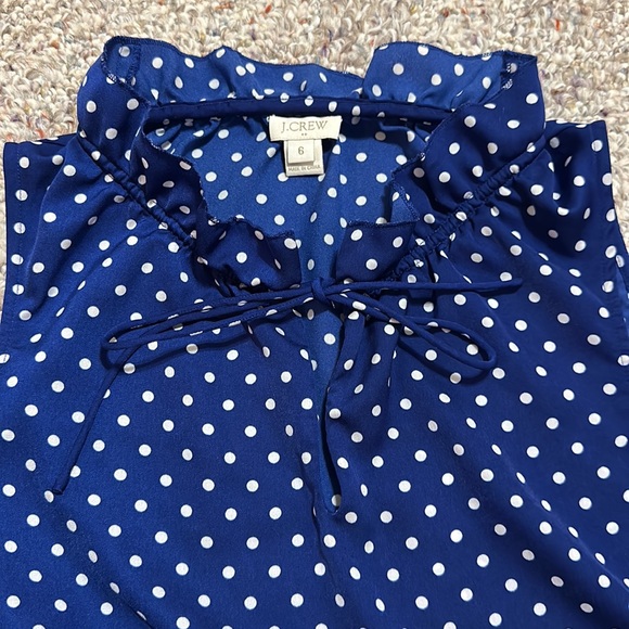 J. Crew royal blue and white polka dot sleeveless blouse, size 6 - Picture 3 of 3